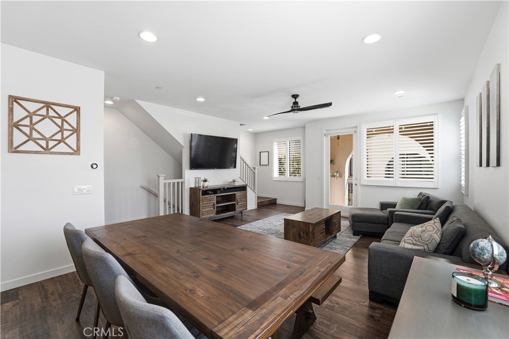 809 S Anaheim Boulevard 101 Property Photo 9