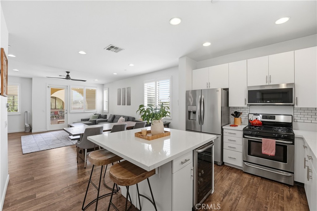 809 S Anaheim Boulevard 101 Property Photo 12