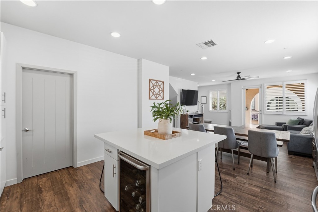 809 S Anaheim Boulevard 101 Property Photo 13