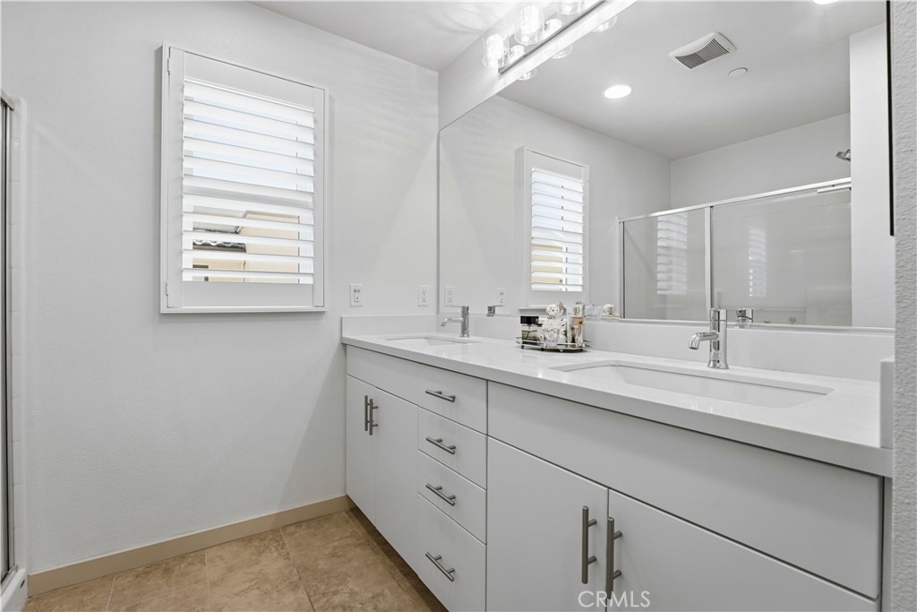 809 S Anaheim Boulevard 101 Property Photo 19