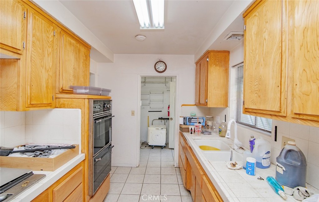 4427 W 166th Property Photo 17