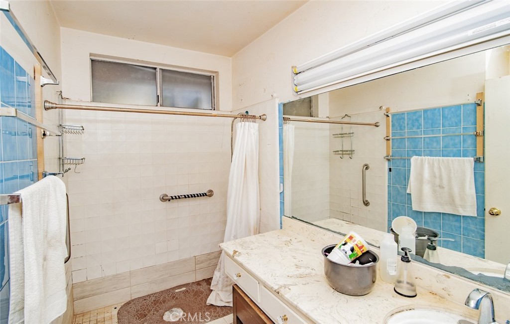 4427 W 166th Property Photo 28