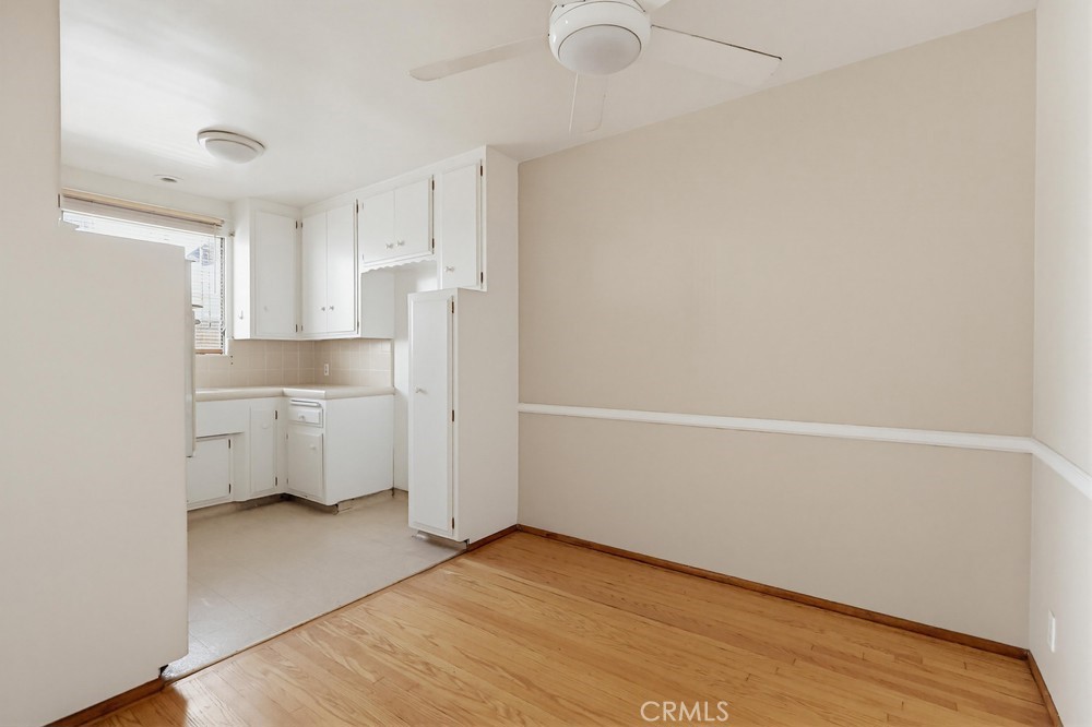 2060 E 3rd Street 3 Property Photo 18