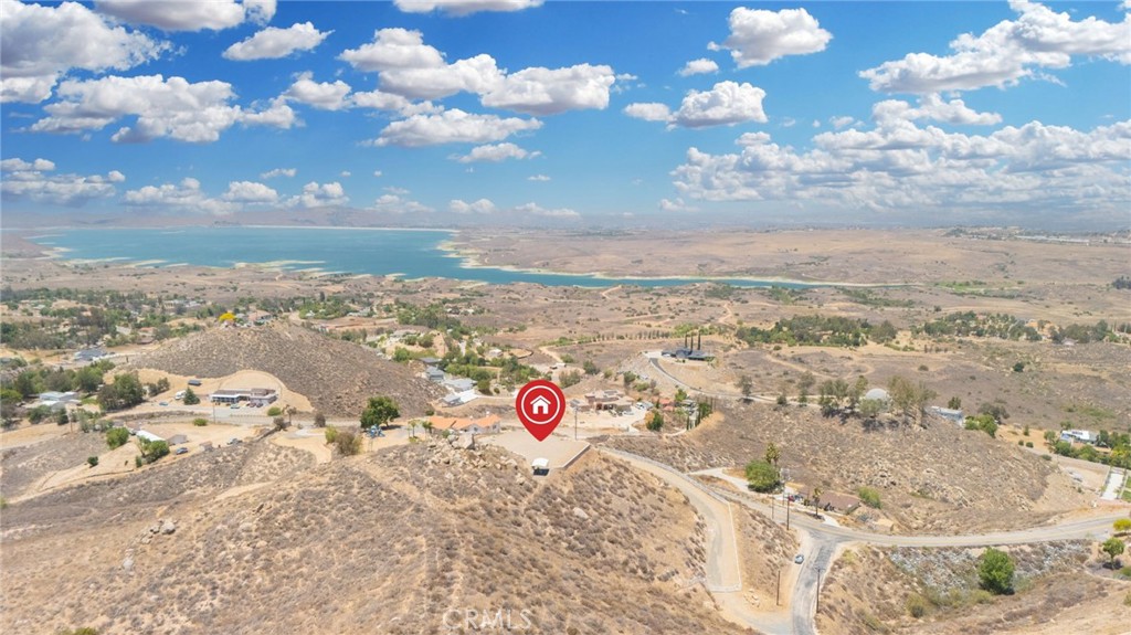 20825 Lakemount Court Property Photo 10