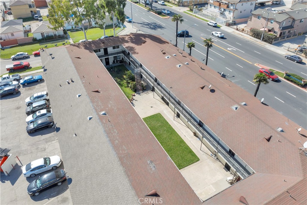 12424 Atlantic Property Photo 6