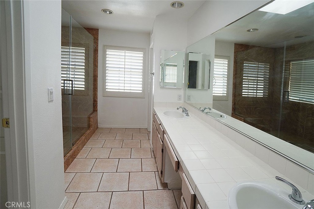 14925 Laurelgrove Circle Property Photo 6