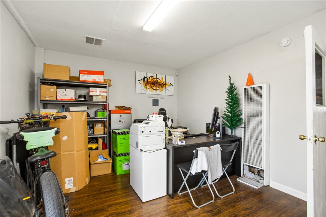 14932 Dillow Property Photo 16
