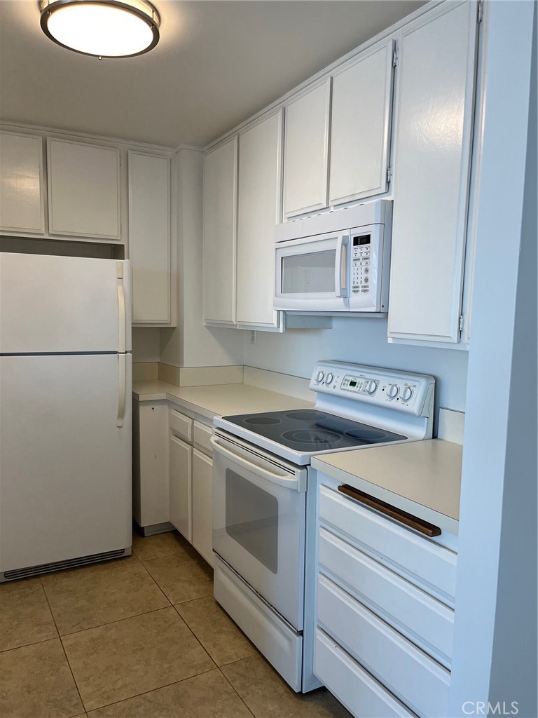 1750 E Ocean Boulevard 1103 Property Photo 7