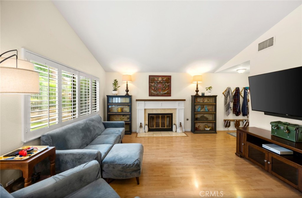1213 Eckenrode Property Photo 7