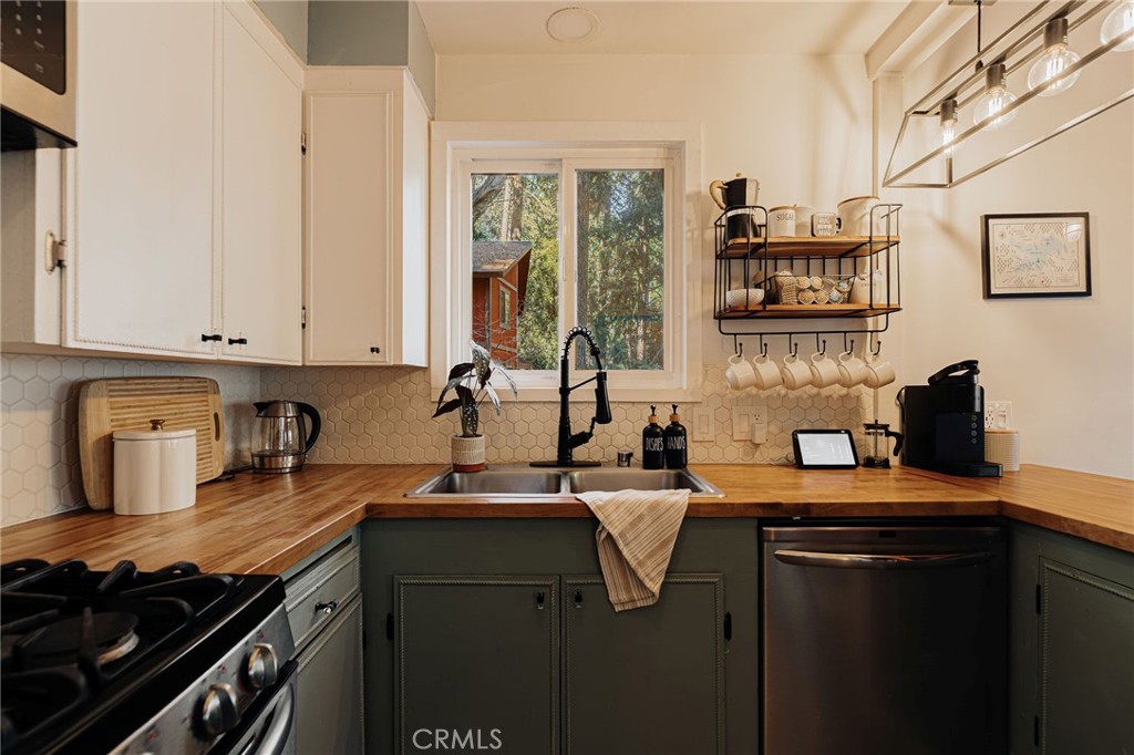 700 Community Property Photo 23