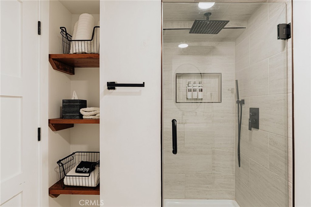 700 Community Property Photo 31