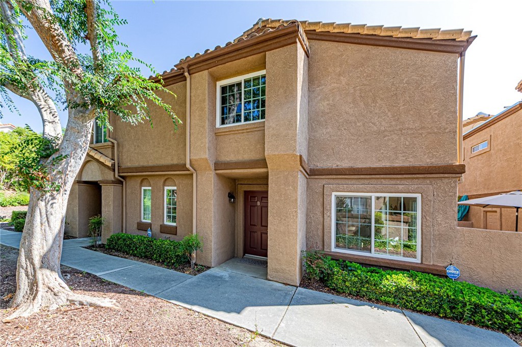 14682 Moon Crest Lane, #b Property Photo 17