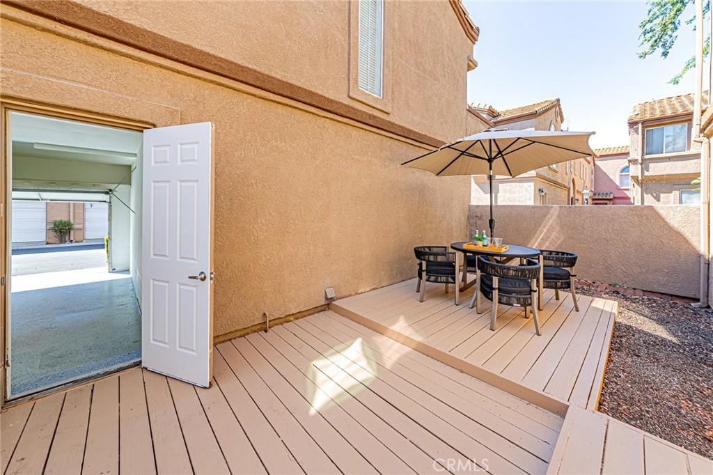 14682 Moon Crest Lane, #b Property Photo 19