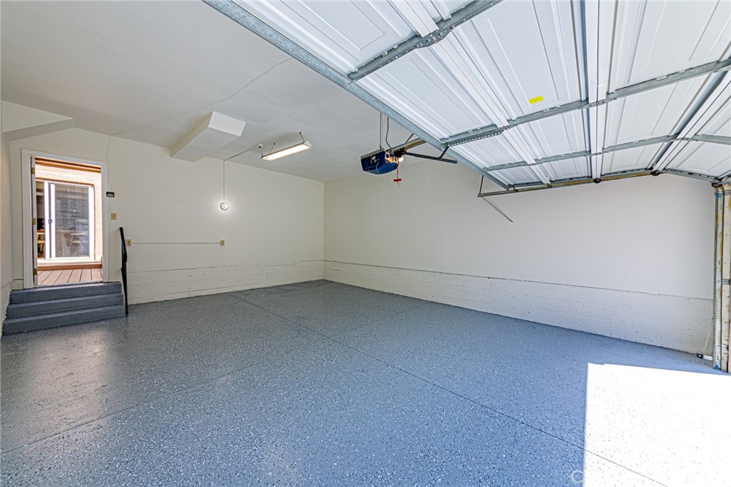 14682 Moon Crest Lane, #b Property Photo 21