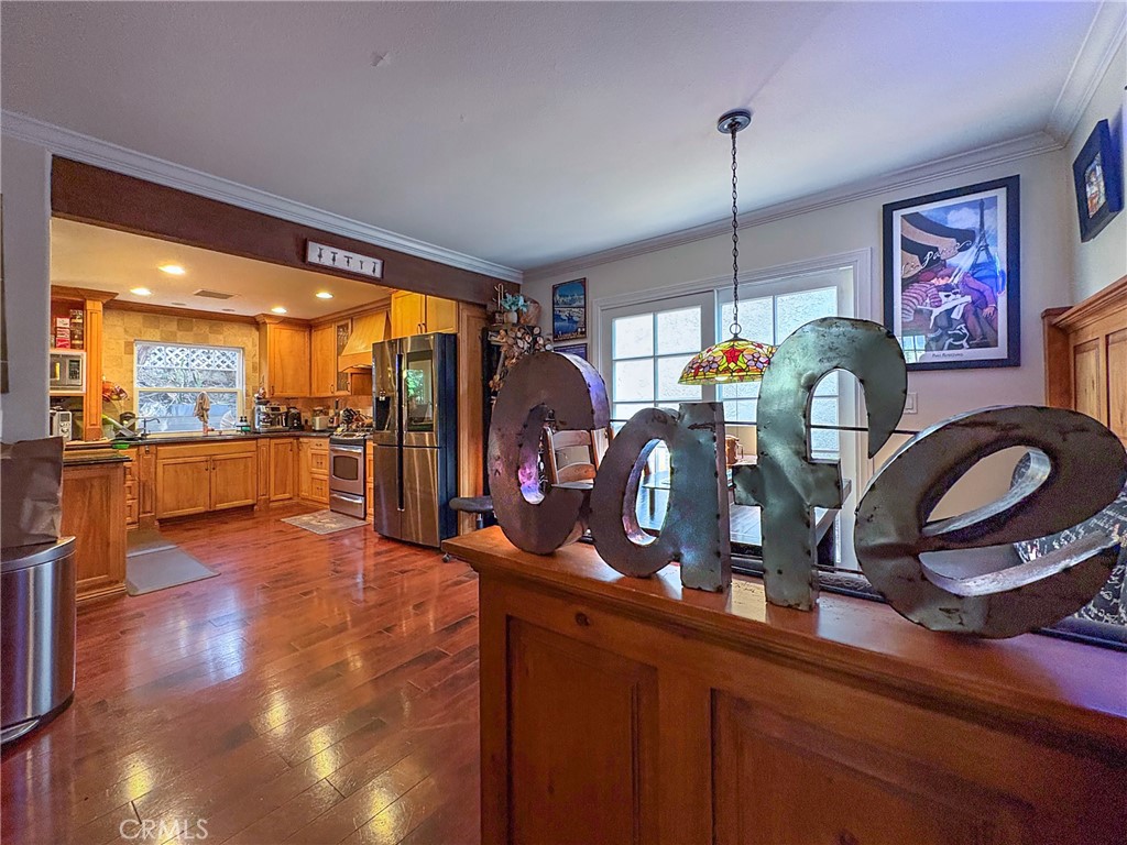 990 Trabuco Property Photo 6