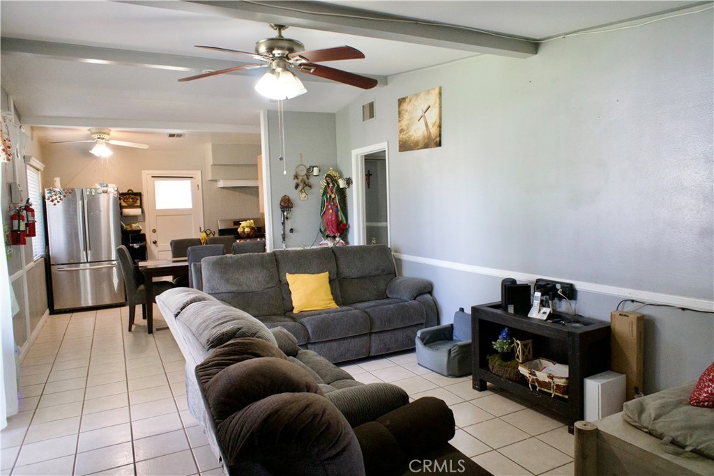 5825 N Orangecrest Property Photo 3
