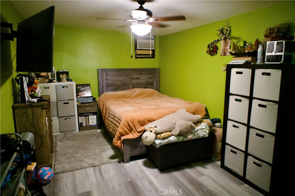 5825 N Orangecrest Property Photo 8
