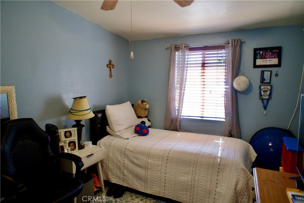 5825 N Orangecrest Property Photo 10