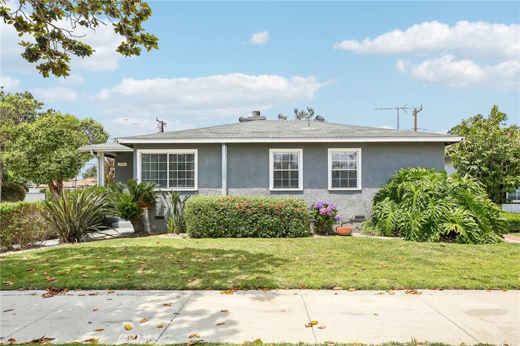 2905 Magnolia Property Photo 1