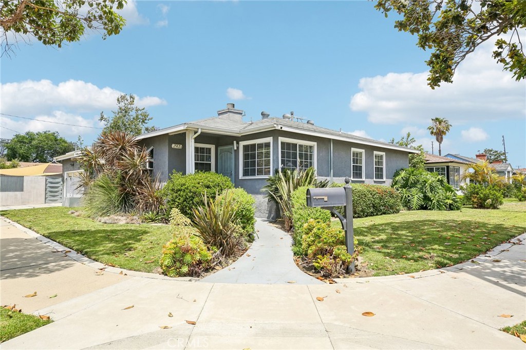 2905 Magnolia Property Photo 5