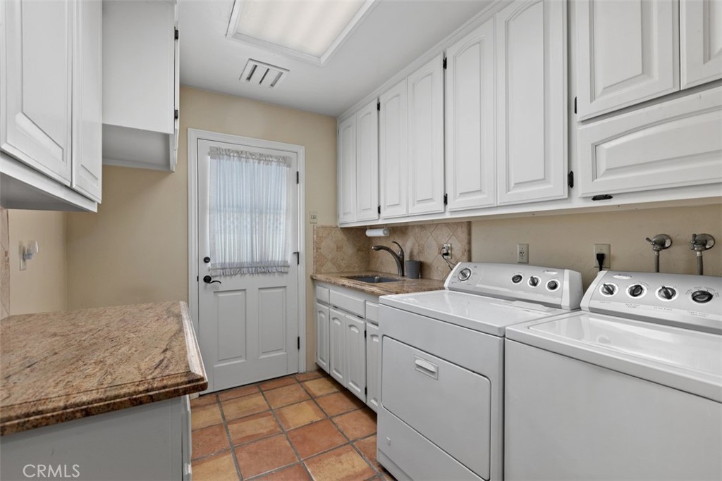 15 Vicksburg Property Photo 30