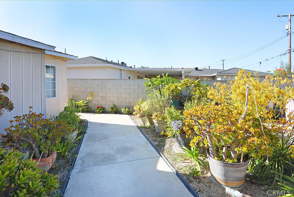 14902 Purdy Property Photo 2