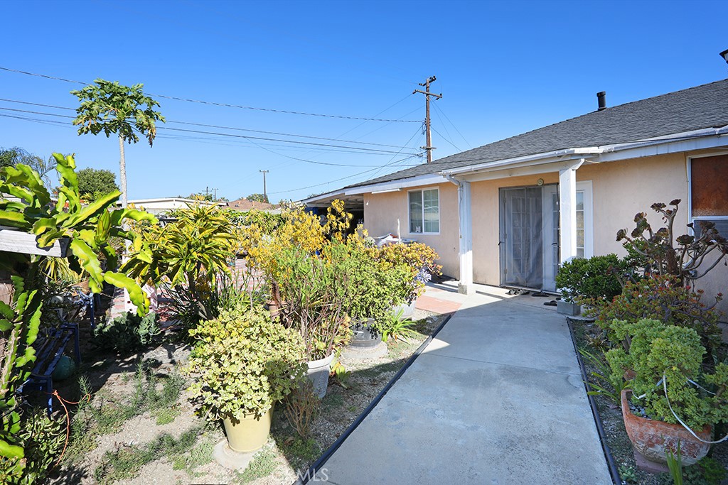 14902 Purdy Property Photo 3