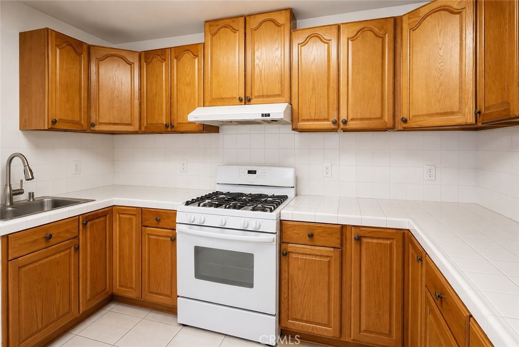 14902 Purdy Property Photo 8