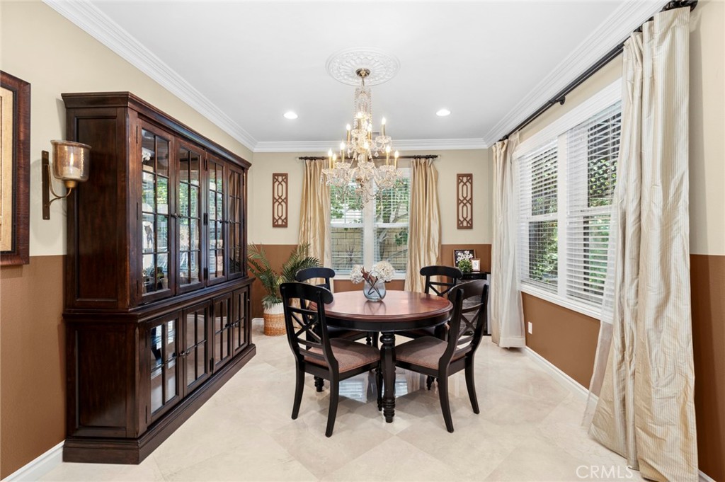 5 Franklin Property Photo 12