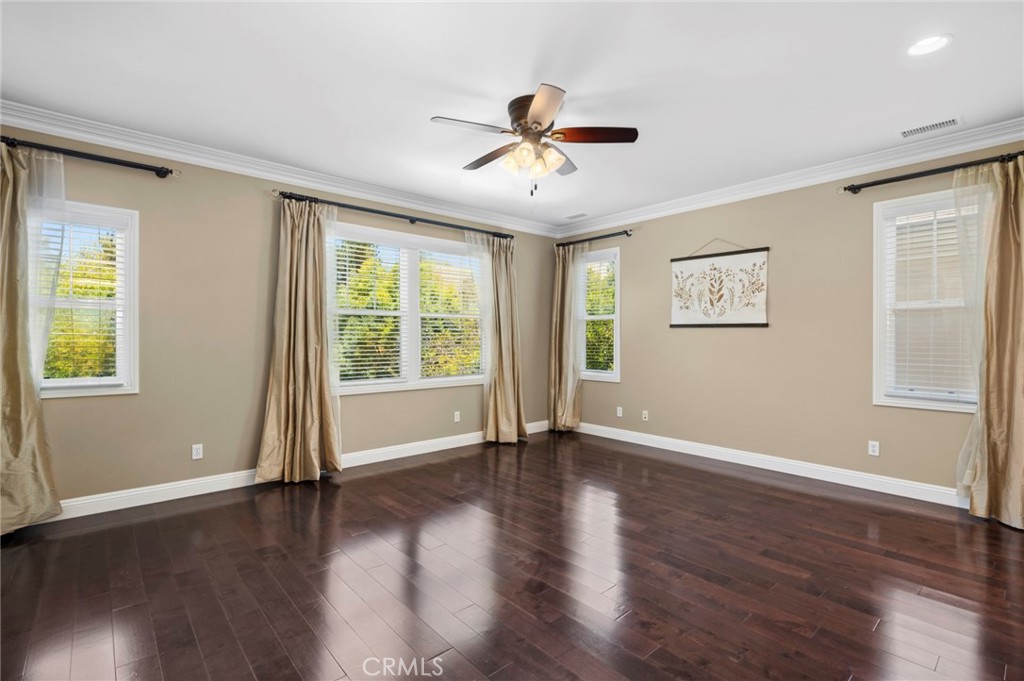 5 Franklin Property Photo 27