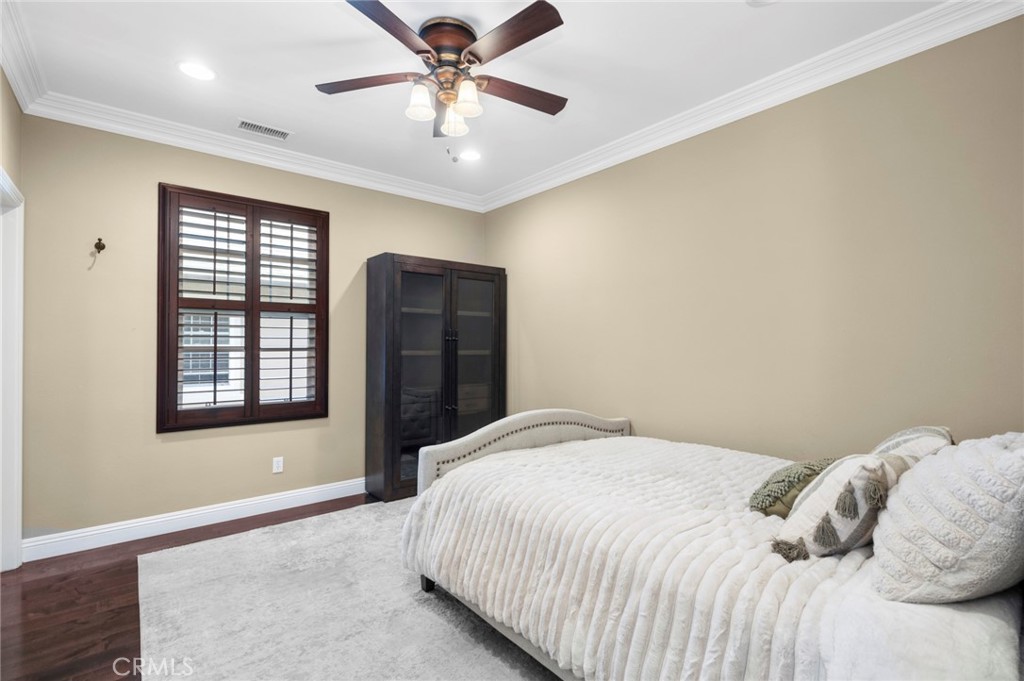 5 Franklin Property Photo 31