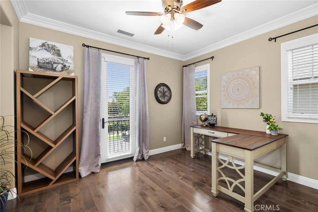 5 Franklin Property Photo 33
