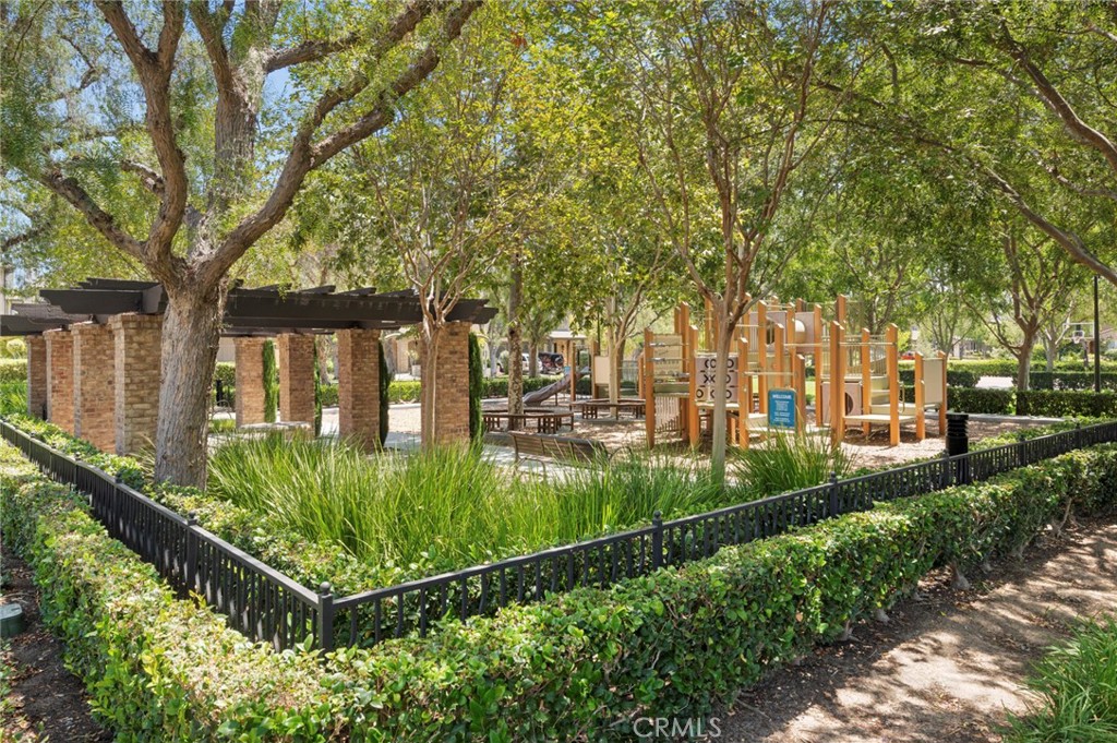 5 Franklin Property Photo 36