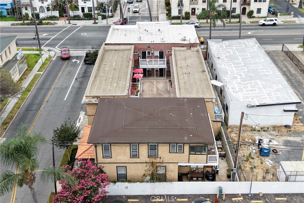1301 N Broadway Property Photo 12