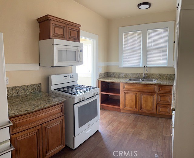 1301 N Broadway Property Photo 24