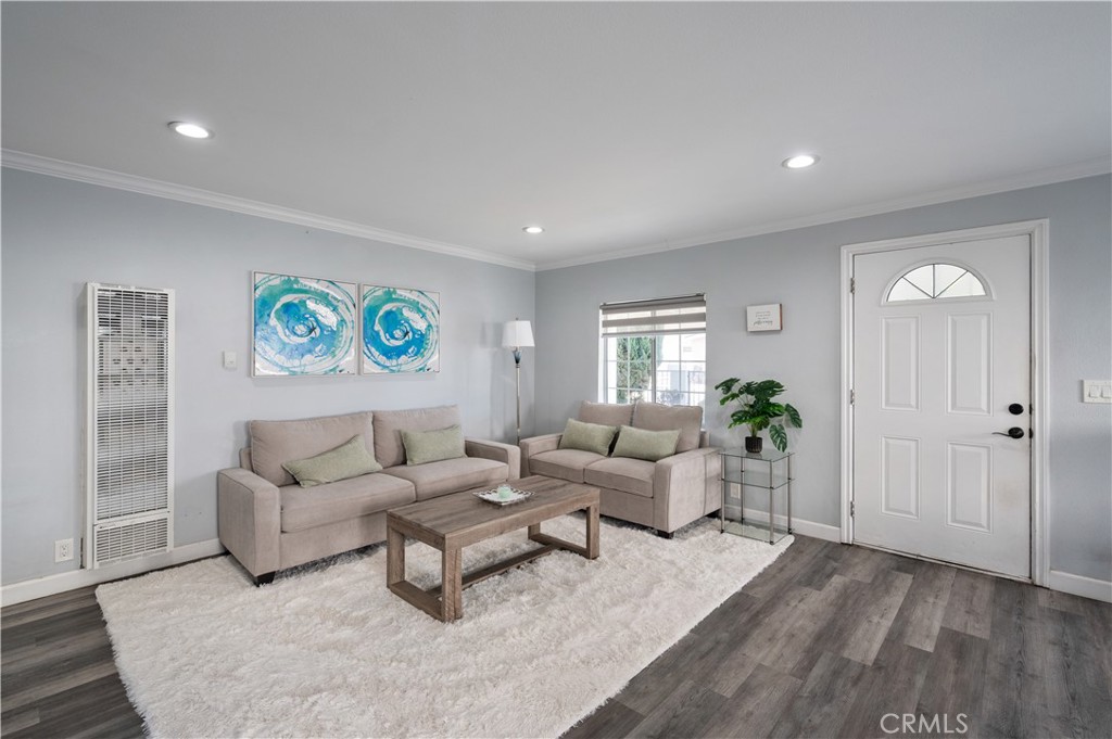 46 Pleasant Street Property Photo 6