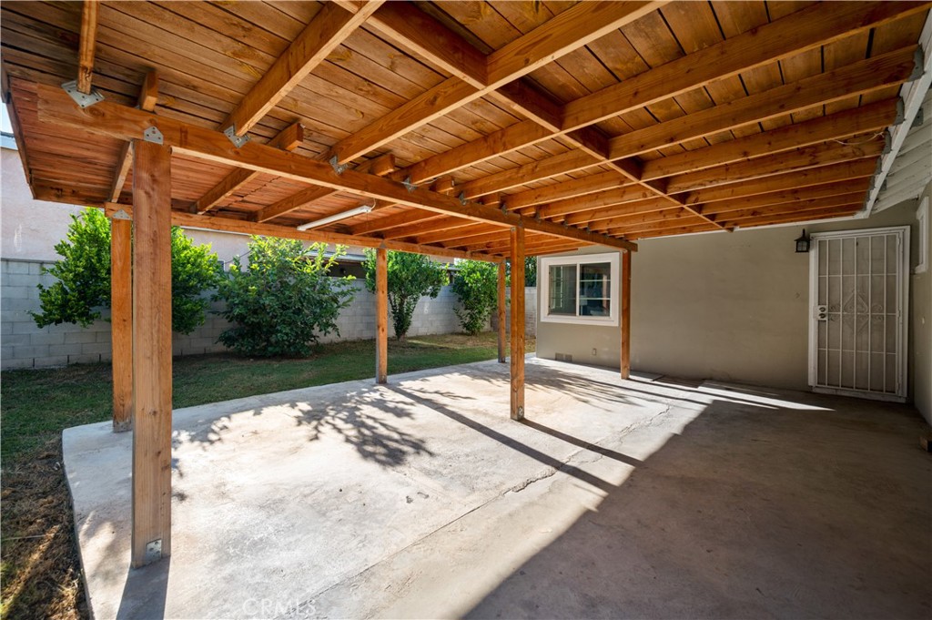 46 Pleasant Street Property Photo 27