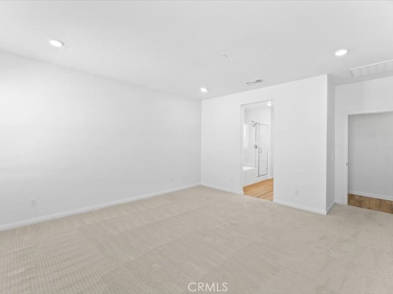 7561 Baerss Road Property Photo 17