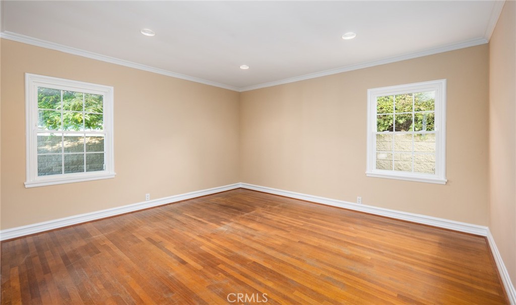 1026 W 19th Street Property Photo 27