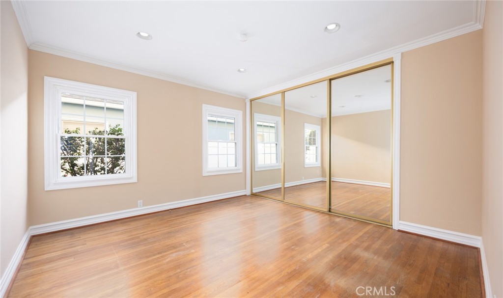 1026 W 19th Street Property Photo 30