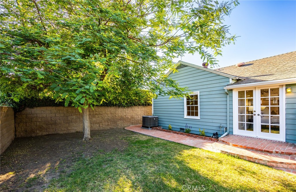 1026 W 19th Street Property Photo 38