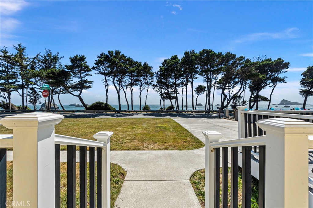 424 N Pebble Beach Property Photo 6