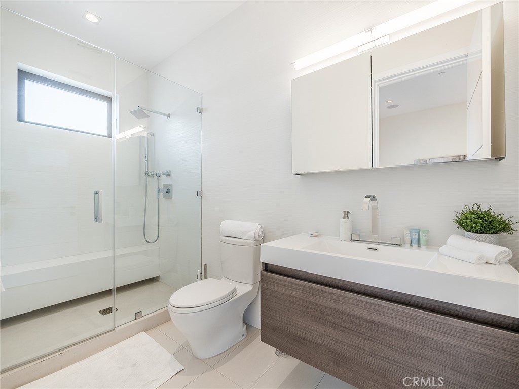 619 S Orange Property Photo 40