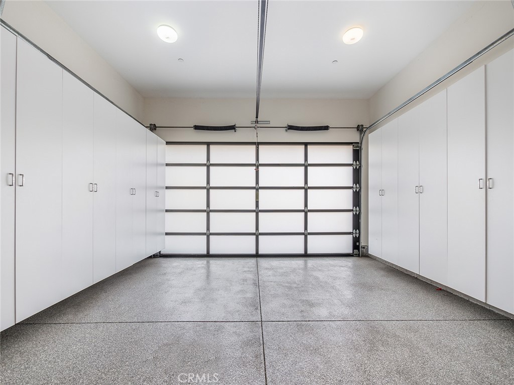 619 S Orange Property Photo 44