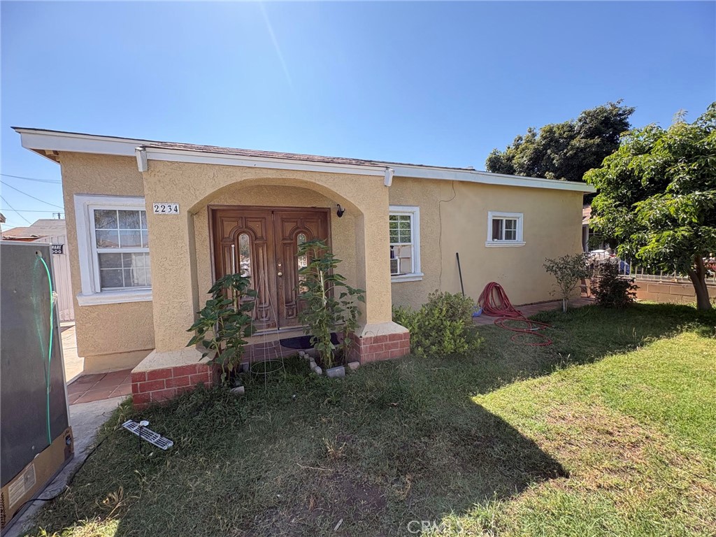 2234 Cypress Property Photo 2