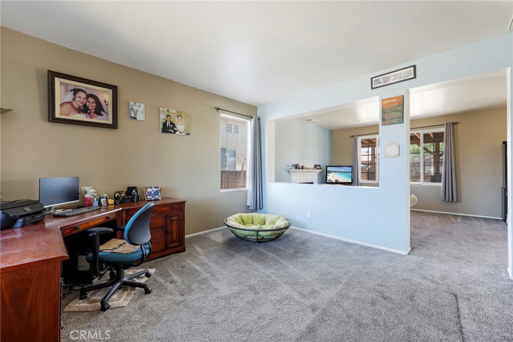 11483 Winter Property Photo 4