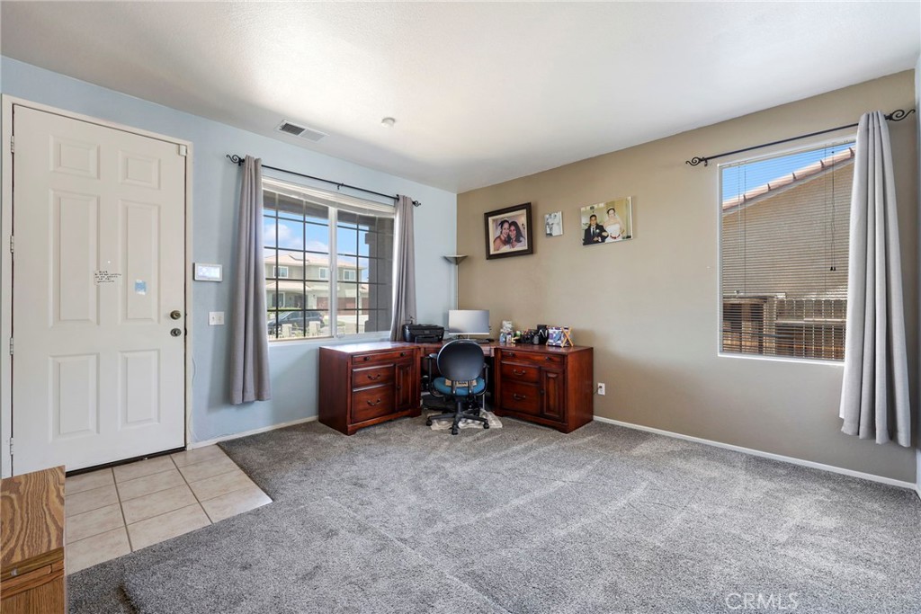 11483 Winter Property Photo 5