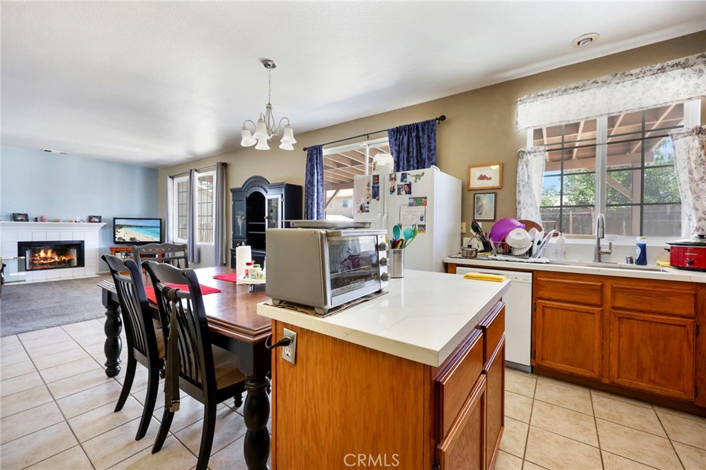 11483 Winter Property Photo 9