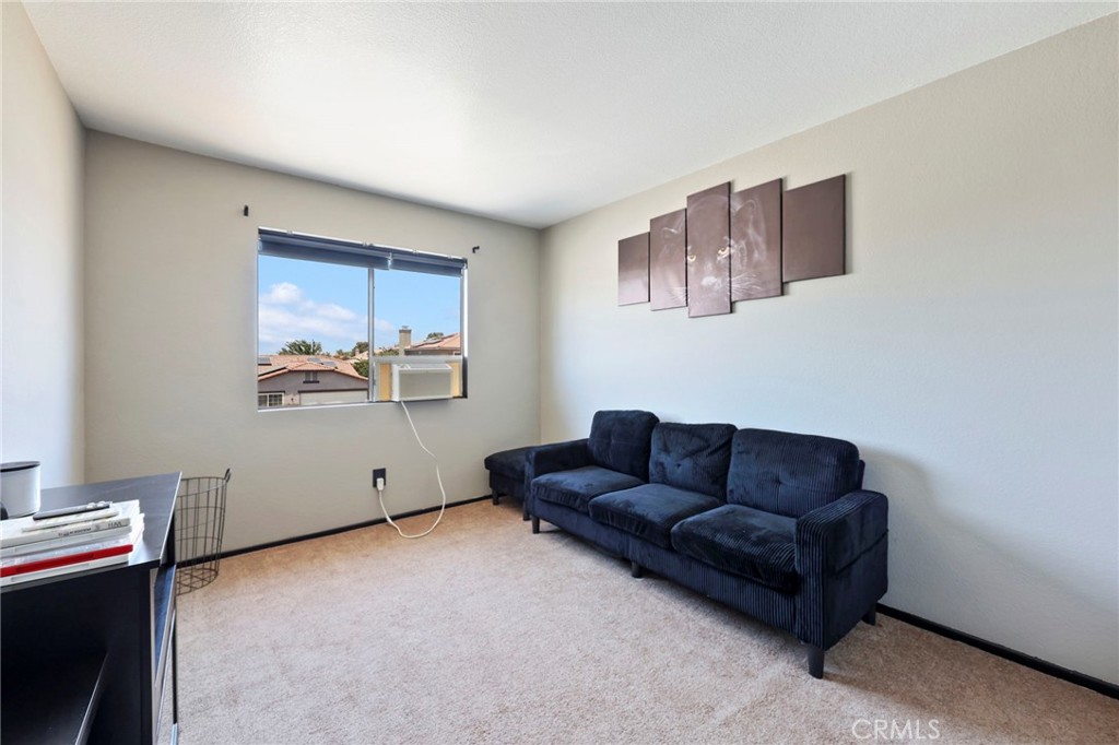 11483 Winter Property Photo 15