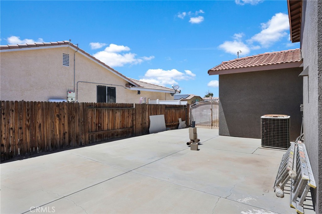 11483 Winter Property Photo 31